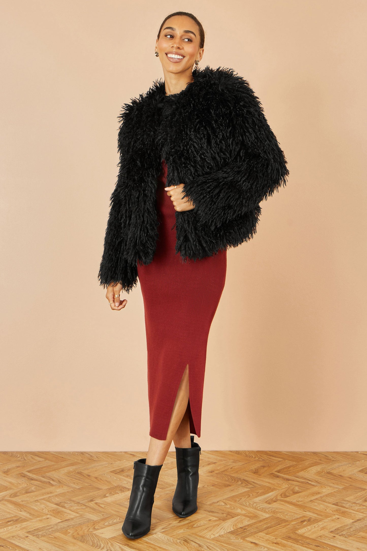 Black Luxe Fluffy Faux Fur Coat