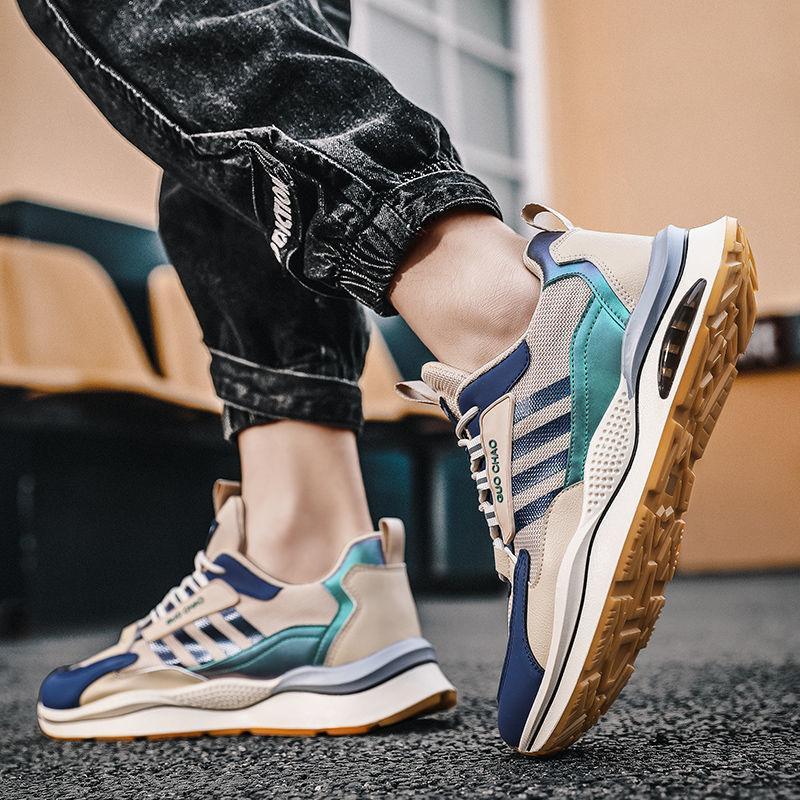 Men's lightweight casual sneakers