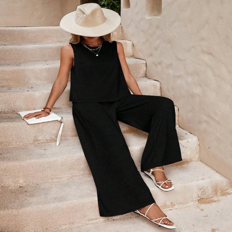 Women's elegant two-piece trouser set