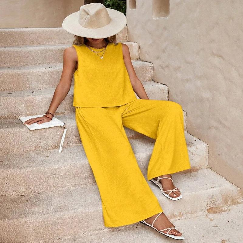 Women's elegant two-piece trouser set