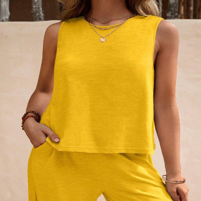 Women's elegant two-piece trouser set