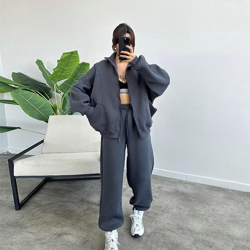 Women's cardigan and jogger set