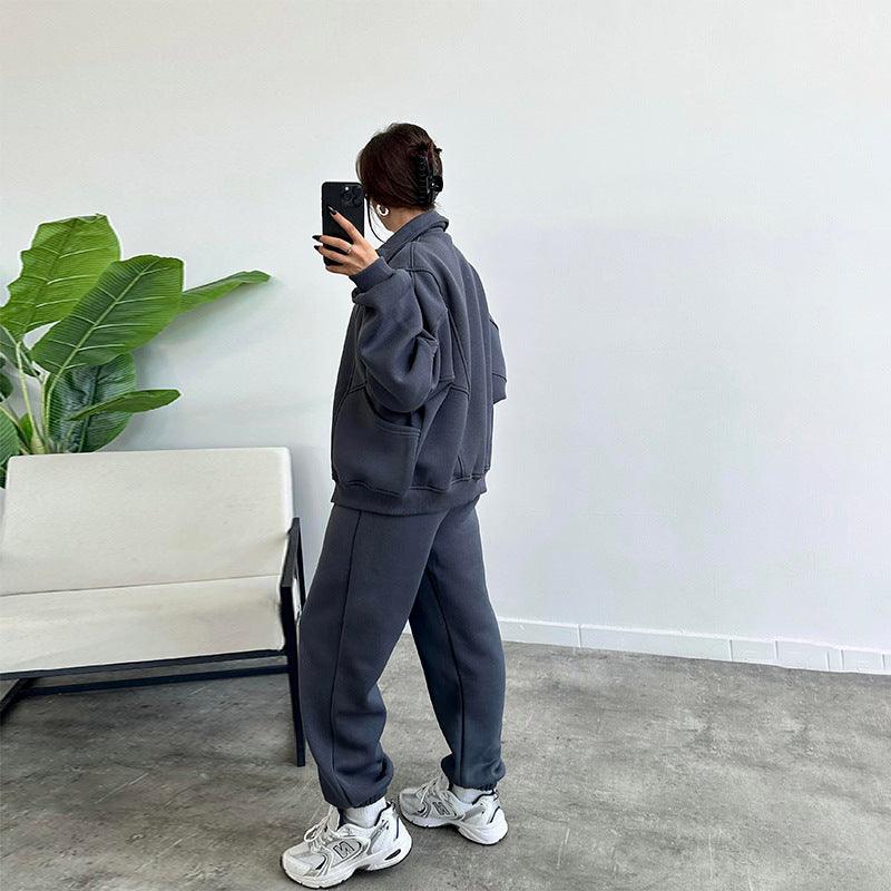 Women's cardigan and jogger set