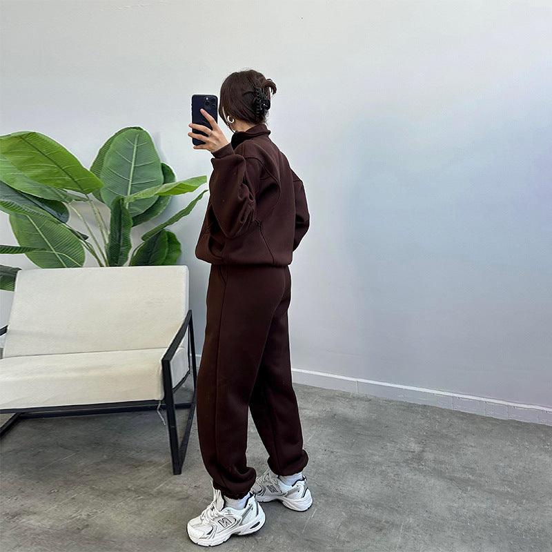 Women's cardigan and jogger set