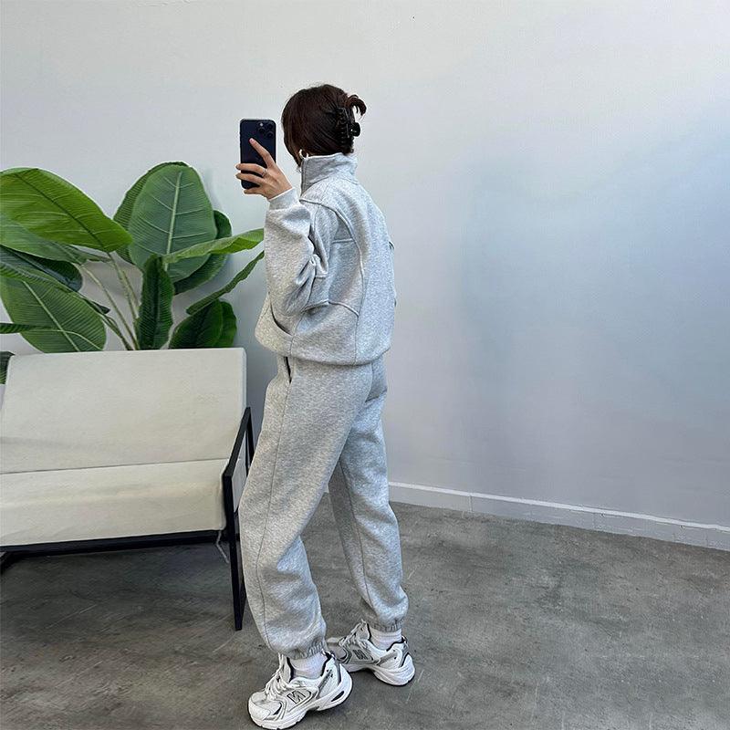 Women's cardigan and jogger set