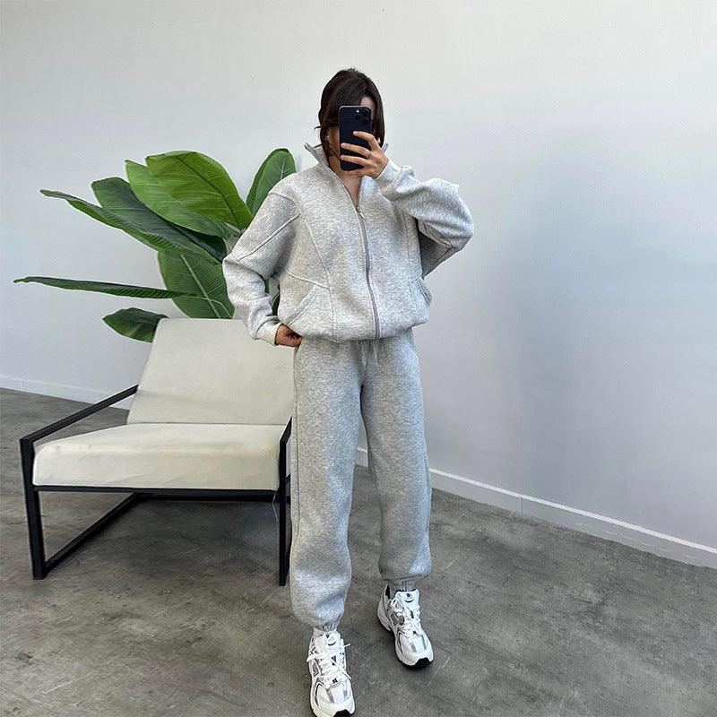 Women's cardigan and jogger set