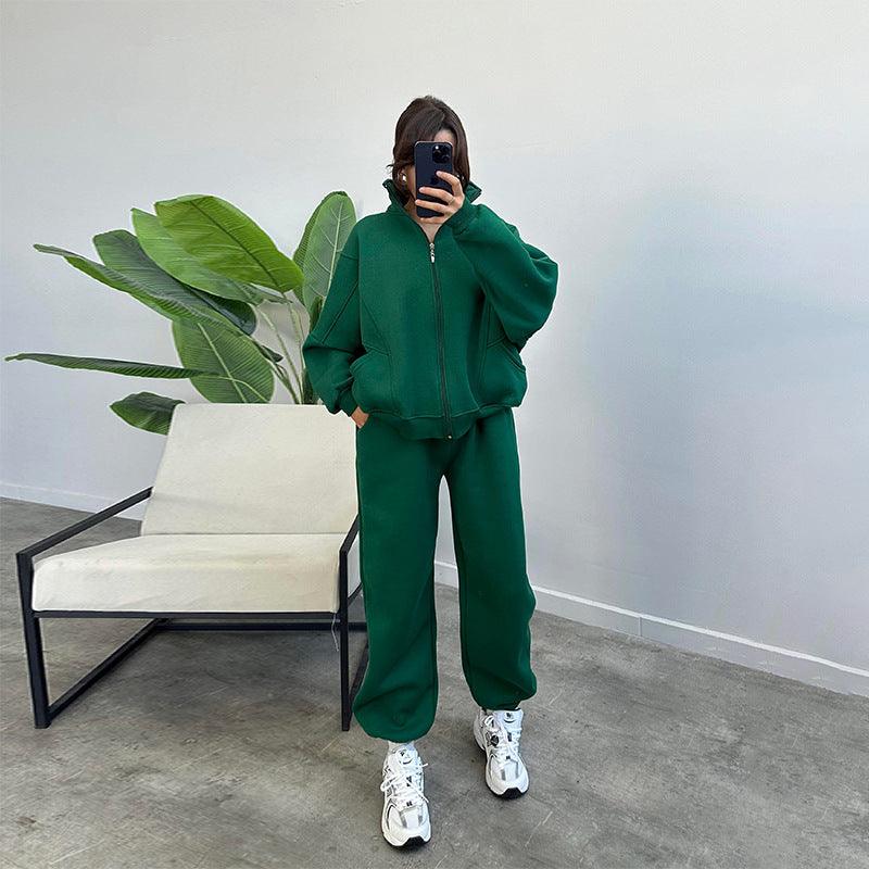 Women's cardigan and jogger set