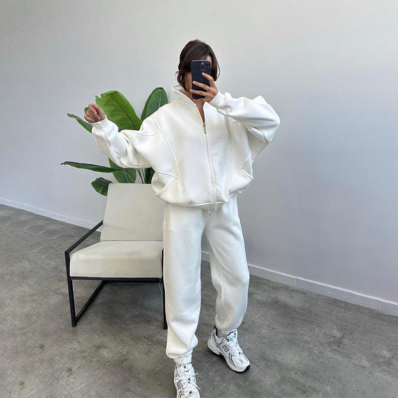 Women's cardigan and jogger set