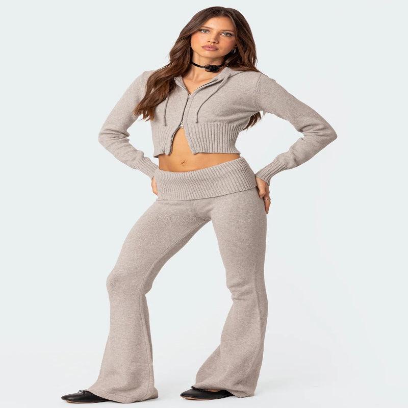 Women's knitted hoodie and trousers set