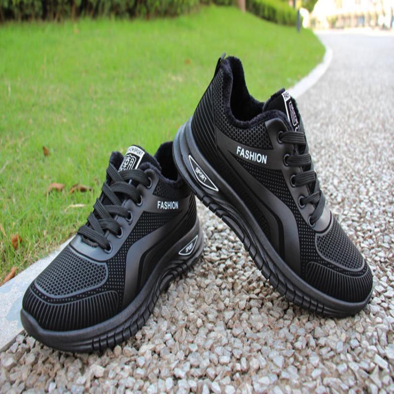 Men's soft sole walking shoes