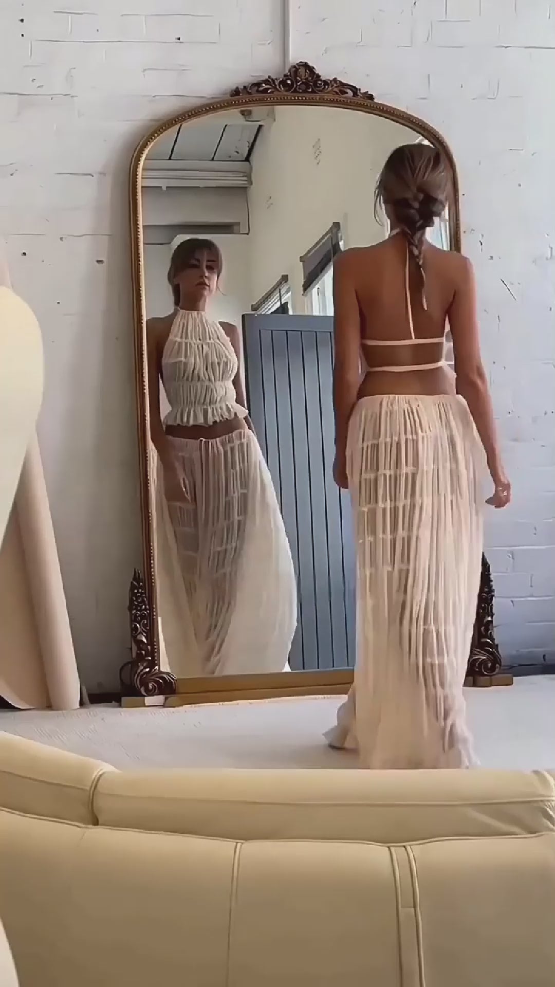 2pcs Women Sleeveless Backless Halter Top And Pleated Long Skirt Beach Outfit from Glooosy Store