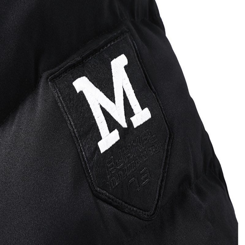 Men's winter padded jacket with detachable hood