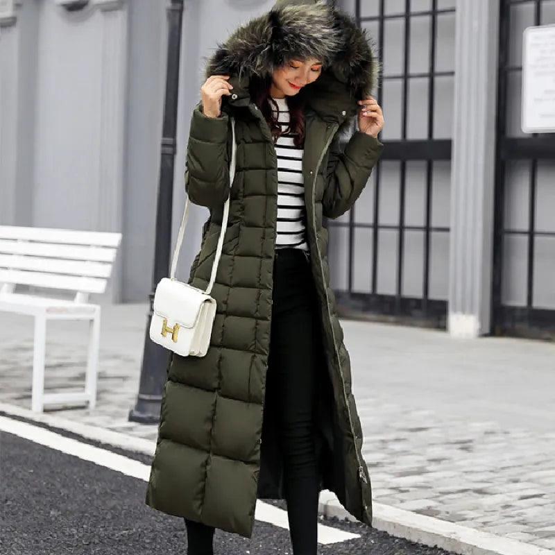 Women's hooded puffer coat